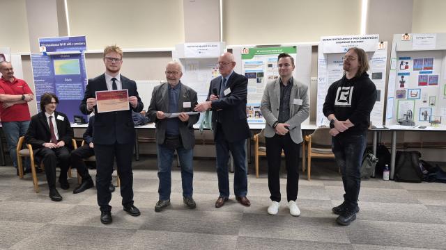 07.jpg