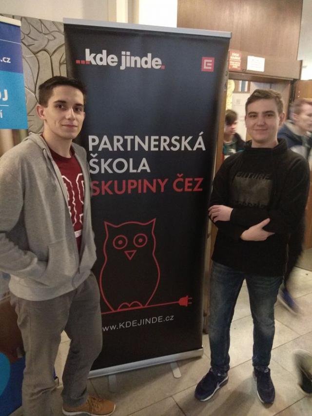 02.jpg
