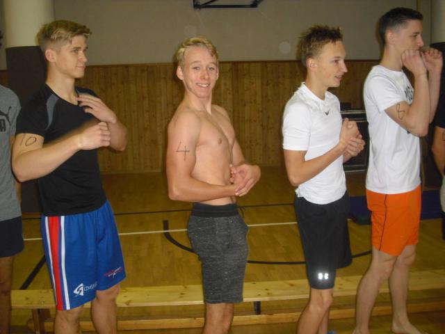 08.jpg