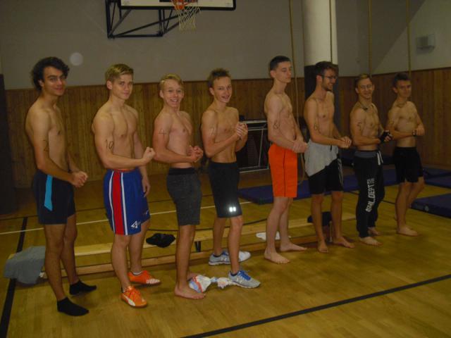 09.jpg