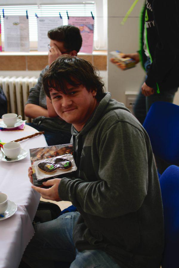 09.jpg