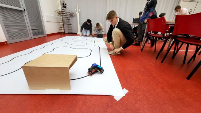 Soutěž robotických vozítek ROBO2024 1-1