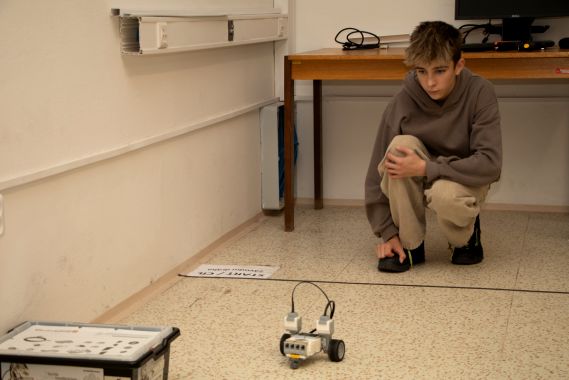 Soutěže PC_ák, S-ROBOT a Elektronika i jinak 3-2