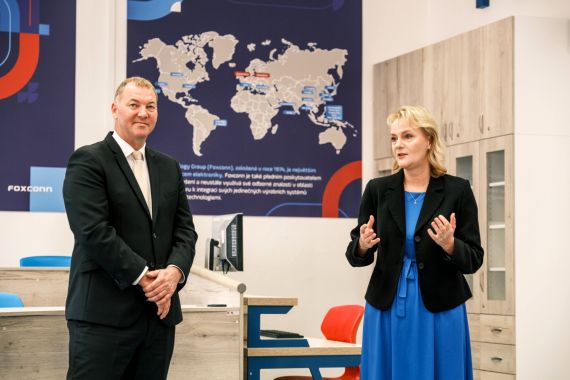 Nová laboratoř měření od společnosti Foxconn 2-3