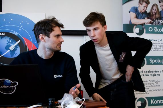 Soutěž AstroPi Hackathon 2024 Pardubice 5-2