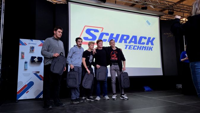 Úspěch našich žáků na Studentských dnech Schrack 1-1