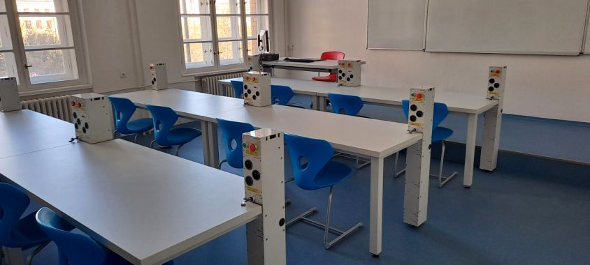 Modernizace laboratoře měření EM-B 1-3