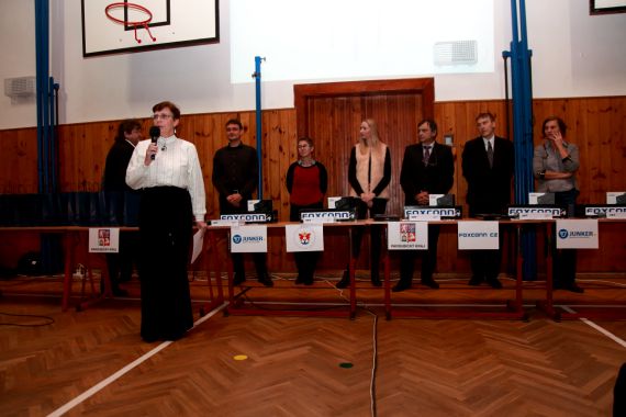 PCák, S-ROBOT a Elektronika i jinak aneb soutěžní den na SPŠE Pardubice 10-3
