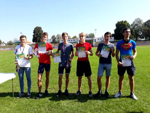 3. místo na Středoškolském atletickém poháru 1-1