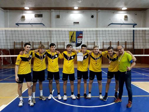 Volejbal – 2. místo 1-1