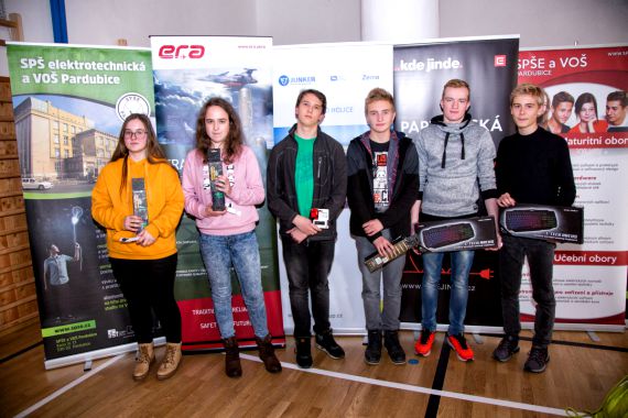 Soutěže pro základní školy 2018 - PC_ák, S-ROBOT a Elektronika i jinak 1-1