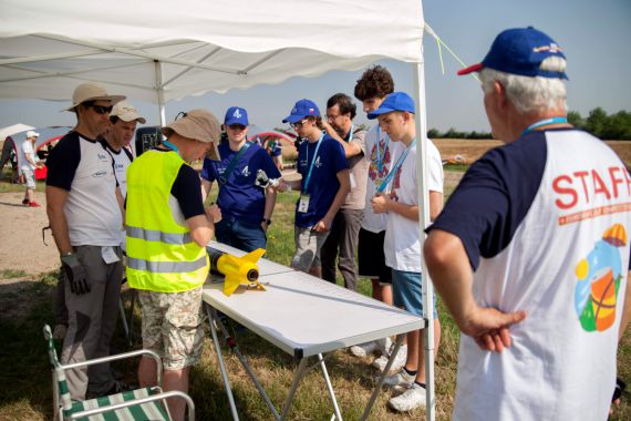 CanSat - úspěch na mezinárodním finále soutěže 3-2