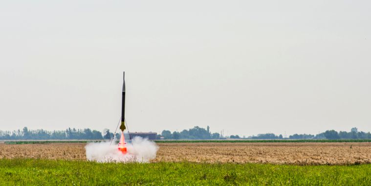 CanSat - úspěch na mezinárodním finále soutěže 3-3