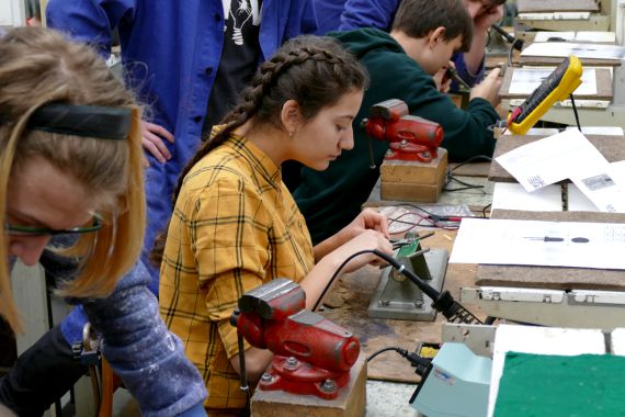 Praktická elektronika 2020 1-1